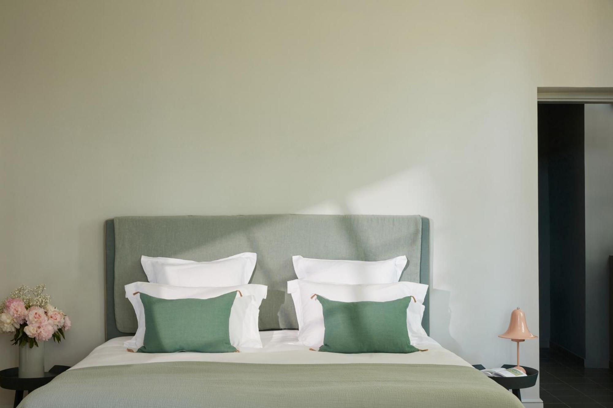 Domaine De Chalamon Bed and Breakfast Saint-Rémy-de-Provence Εξωτερικό φωτογραφία