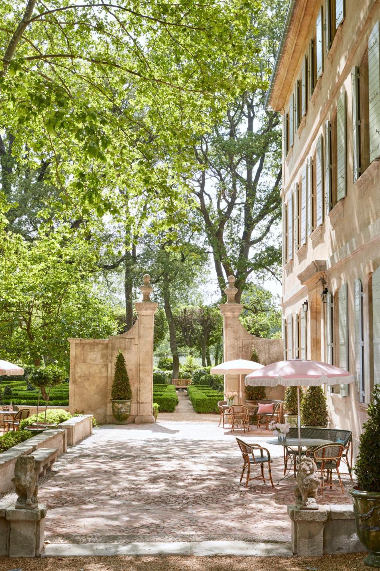 Domaine De Chalamon Bed and Breakfast Saint-Rémy-de-Provence Εξωτερικό φωτογραφία